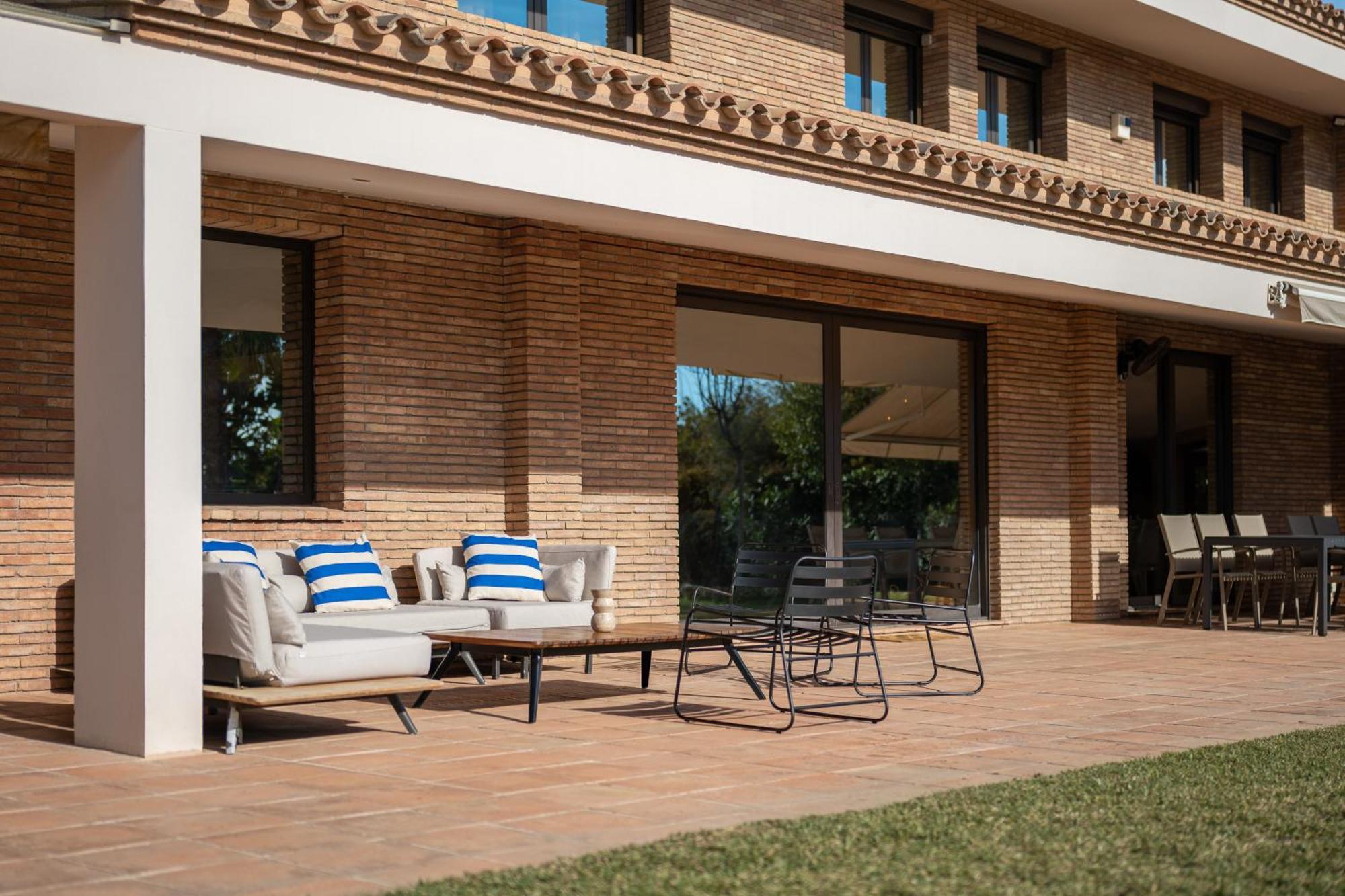 Gava Beach Villa By Olala Homes Exteriér fotografie
